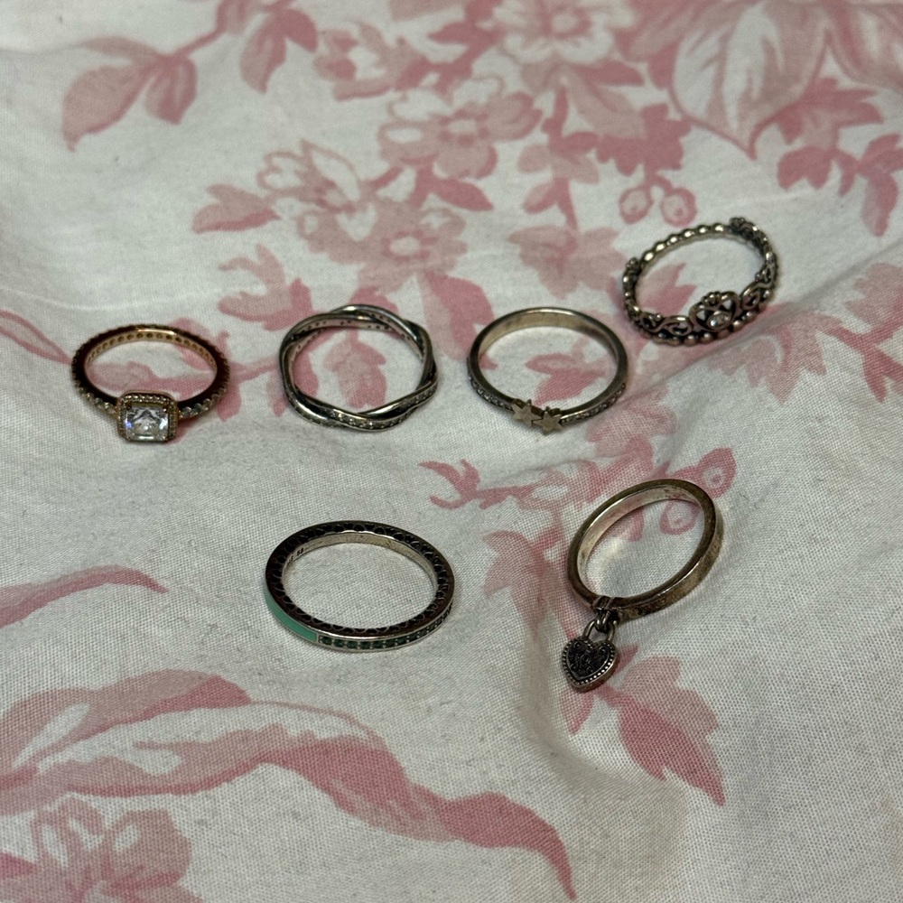 Elegant Pandora Silver and Gold Ring Set